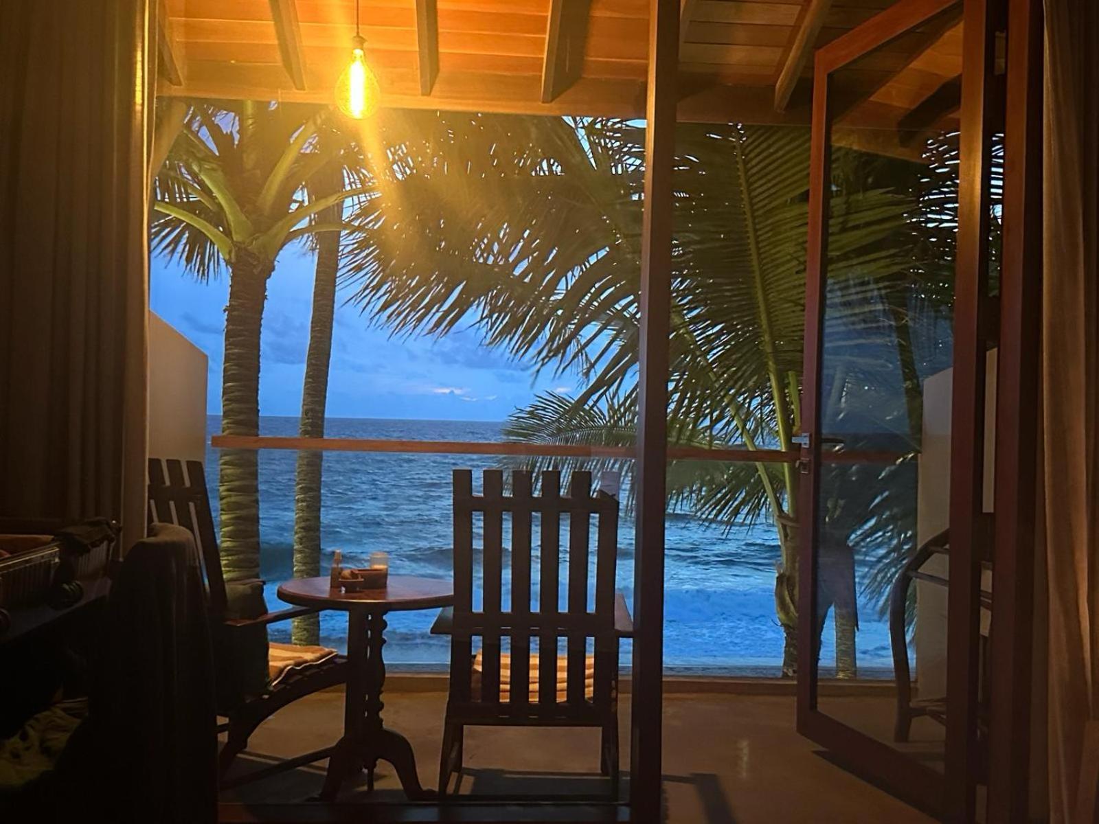 Bk Beach Boutique Hotel - هيكادوفا المظهر الخارجي الصورة
